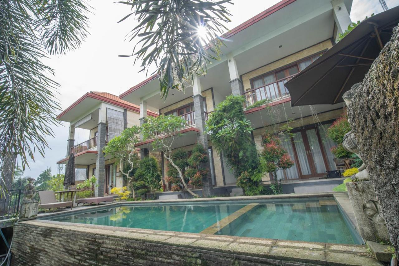 Adipana Bungalow-balinese Bed & Breakfast